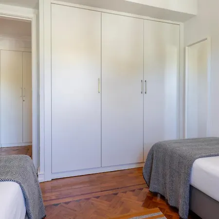 Charming Belém 3BDR Property by LovelyStay Lisboa