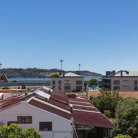 Charming Belém 3BDR Property by LovelyStay Lisboa