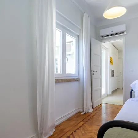 Charming Belém 3BDR Property by LovelyStay