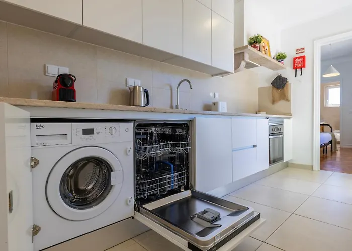 Charming Belem 3bdr By Lovelystay